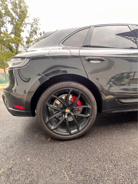 2024 Porsche Macan GTS - Image 13 of 14
