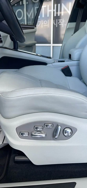 2024 Porsche Macan GTS - Image 3 of 16