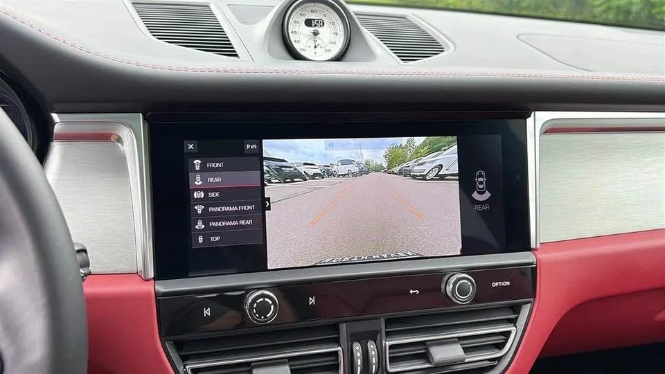 2024 Porsche Macan GTS - Image 14 of 17