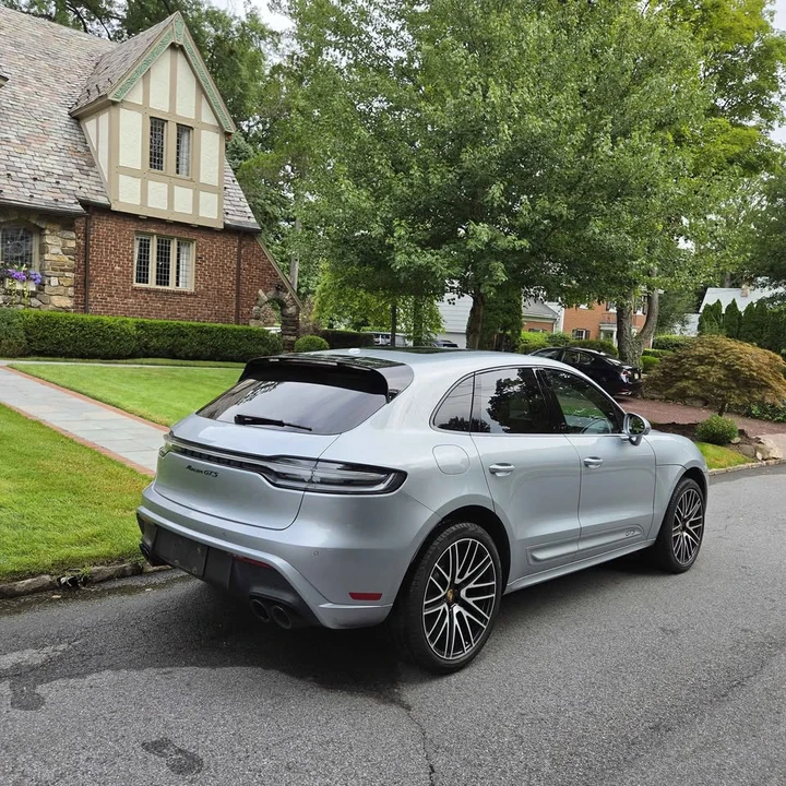 2024 Porsche Macan GTS - Image 11 of 20
