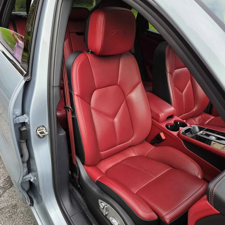 2024 Porsche Macan GTS - Image 14 of 20