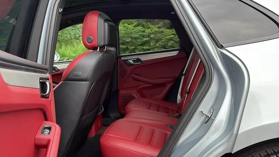 2024 Porsche Macan GTS - Image 16 of 17