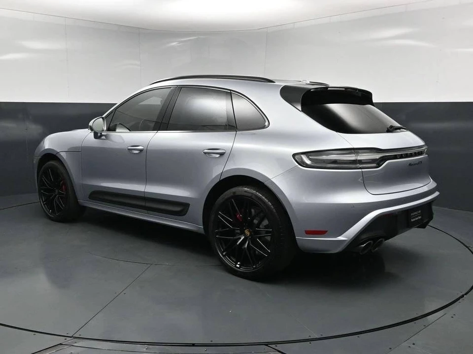 2024 Porsche Macan GTS - Image 3 of 4