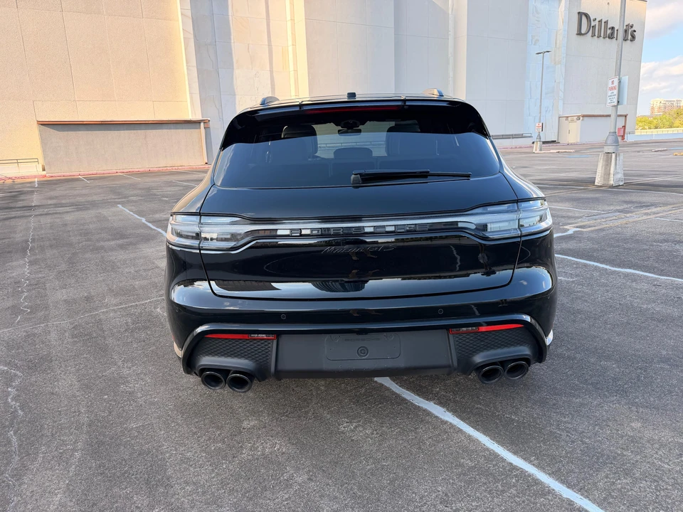 2024 Porsche Macan GTS - Image 14 of 31