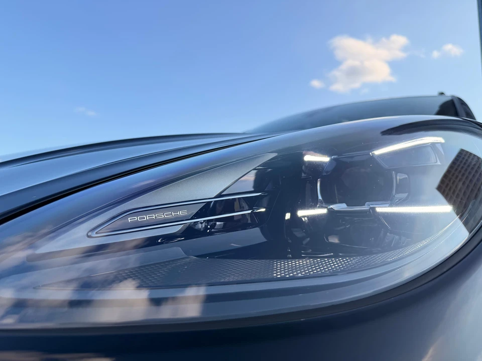 2024 Porsche Macan GTS - Image 23 of 31