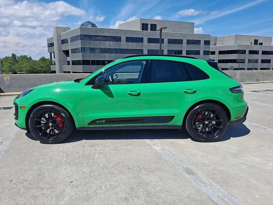 2024 Porsche Macan GTS - Image 2 of 4