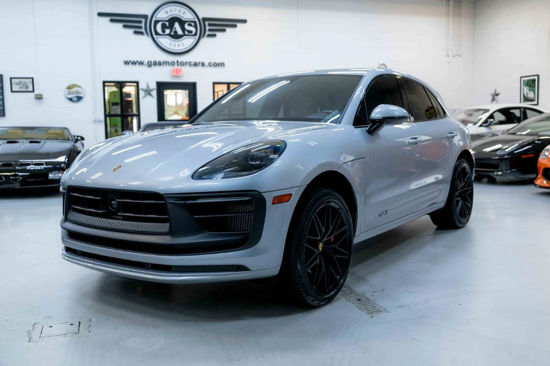 2024 Porsche Macan GTS - Image 3 of 12