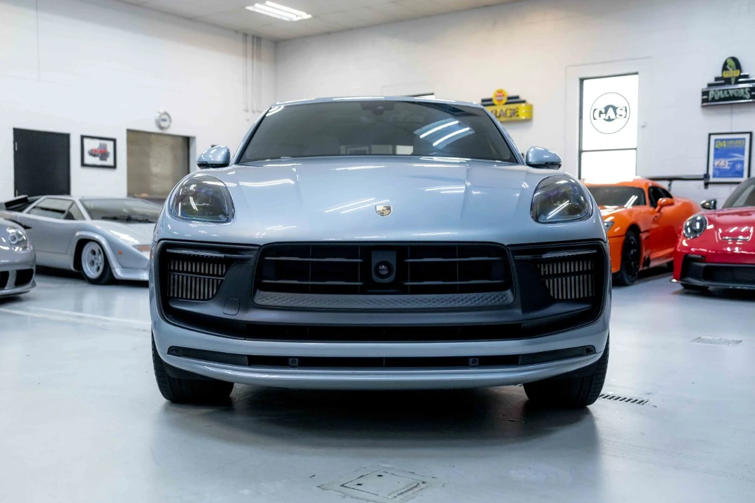 2024 Porsche Macan GTS - Image 4 of 12