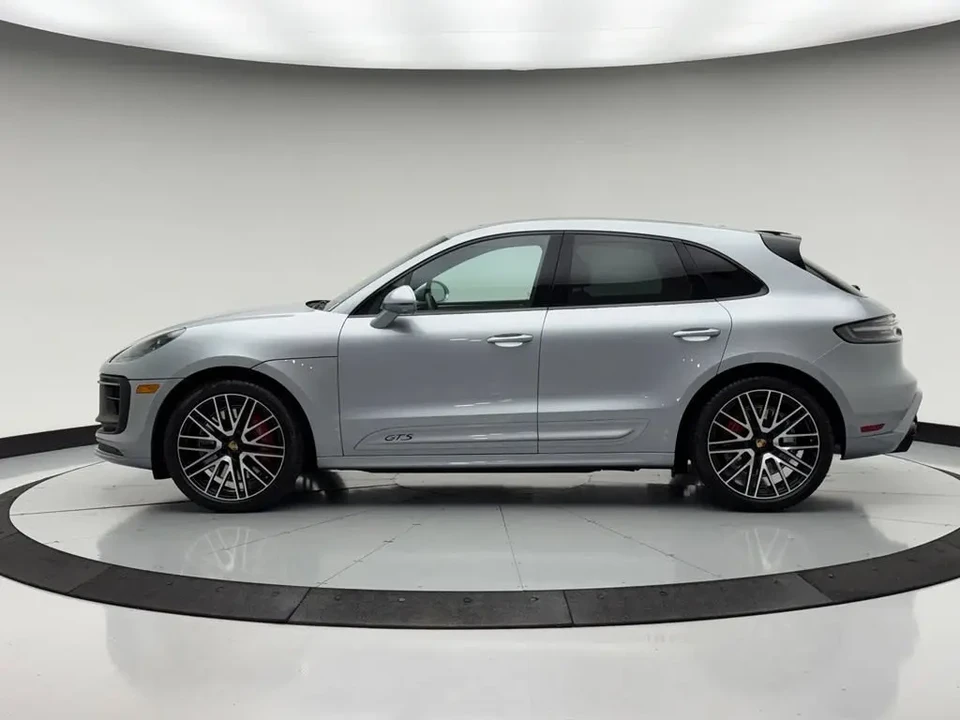2024 Porsche Macan GTS - Image 16 of 31