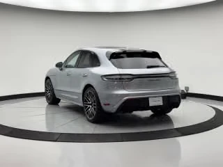 2024 Porsche Macan GTS - Image 17 of 31