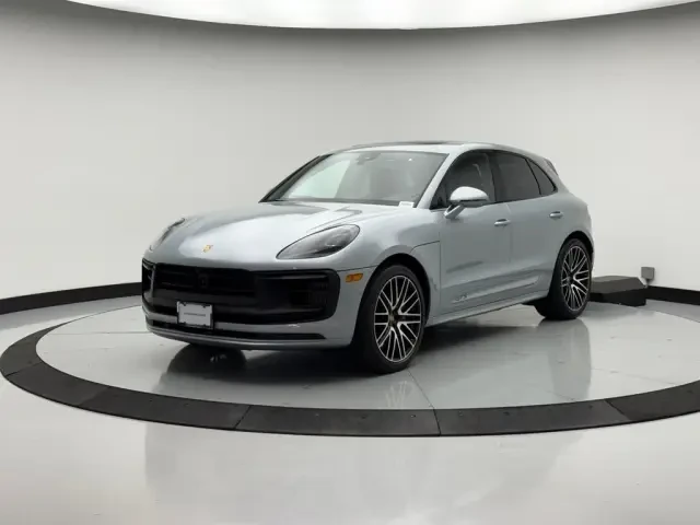 2024 Porsche Macan GTS - Image 6 of 31