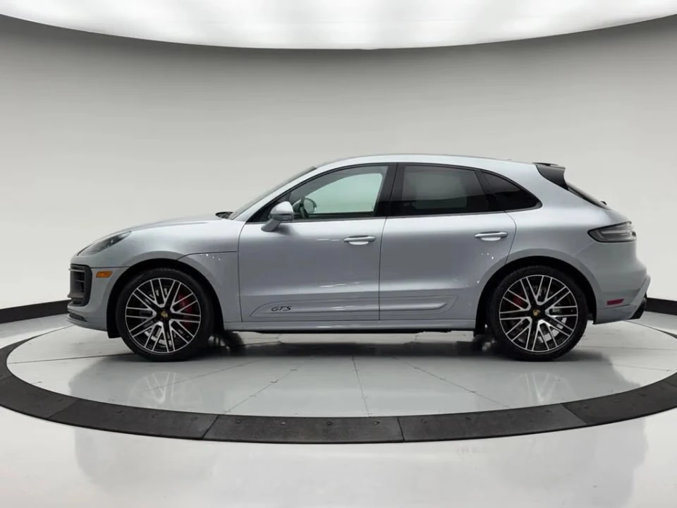2024 Porsche Macan GTS - Image 11 of 31