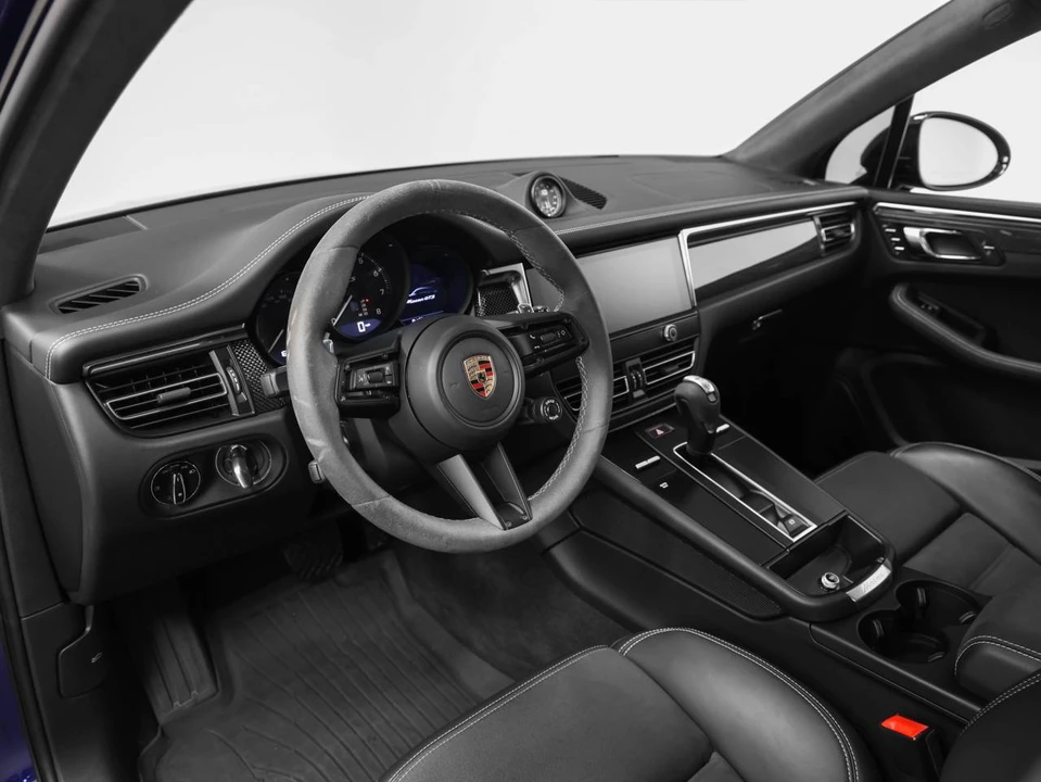 2024 Porsche Macan GTS - Image 4 of 4