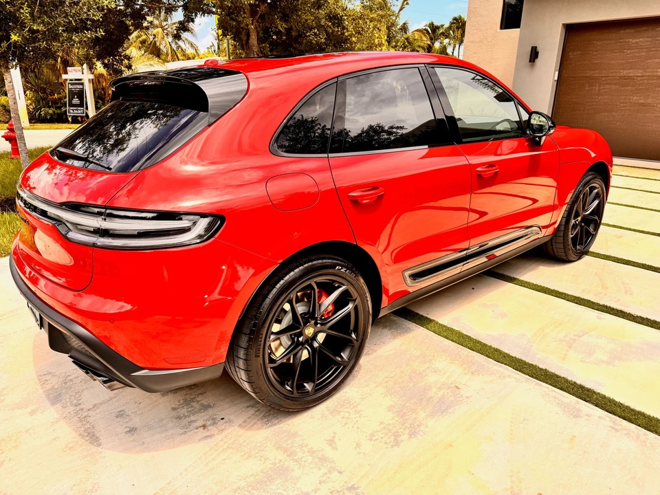 2024 Porsche Macan GTS - Image 7 of 31