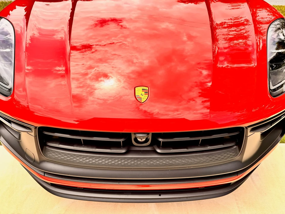 2024 Porsche Macan GTS - Image 12 of 31