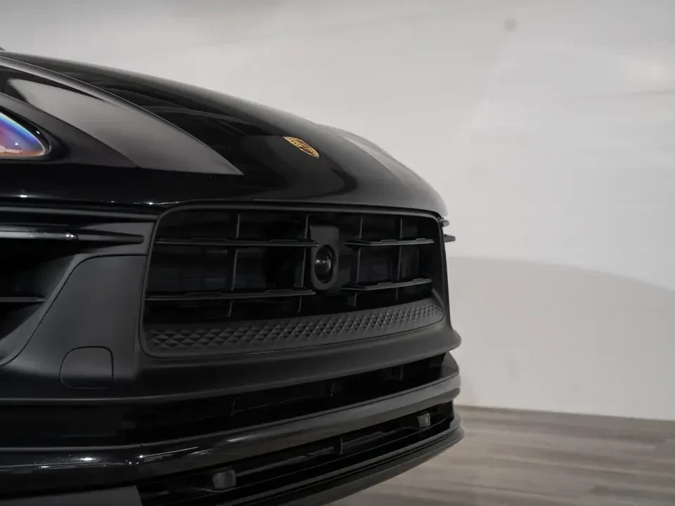2024 Porsche Macan GTS - Image 6 of 20