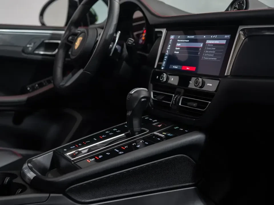 2024 Porsche Macan GTS - Image 3 of 20