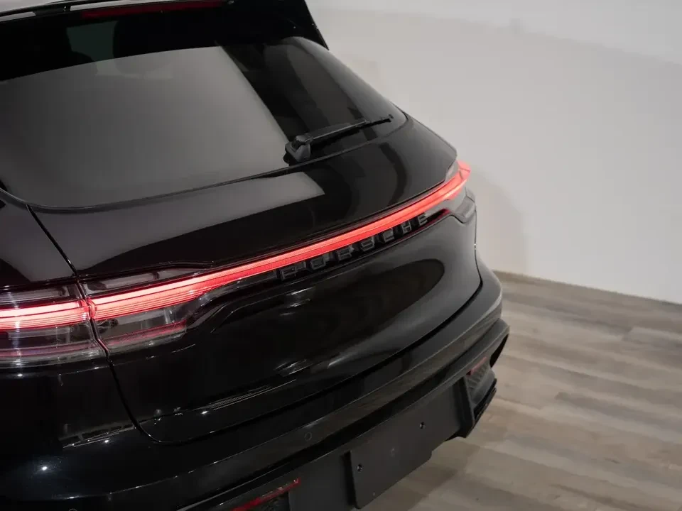 2024 Porsche Macan GTS - Image 15 of 20