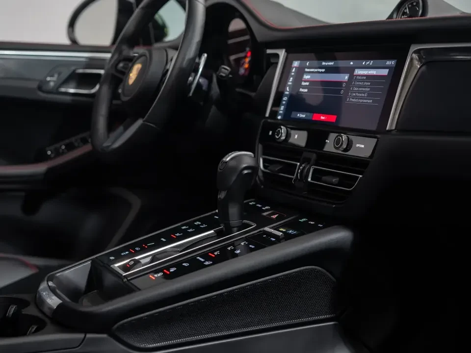 2024 Porsche Macan GTS - Image 3 of 20