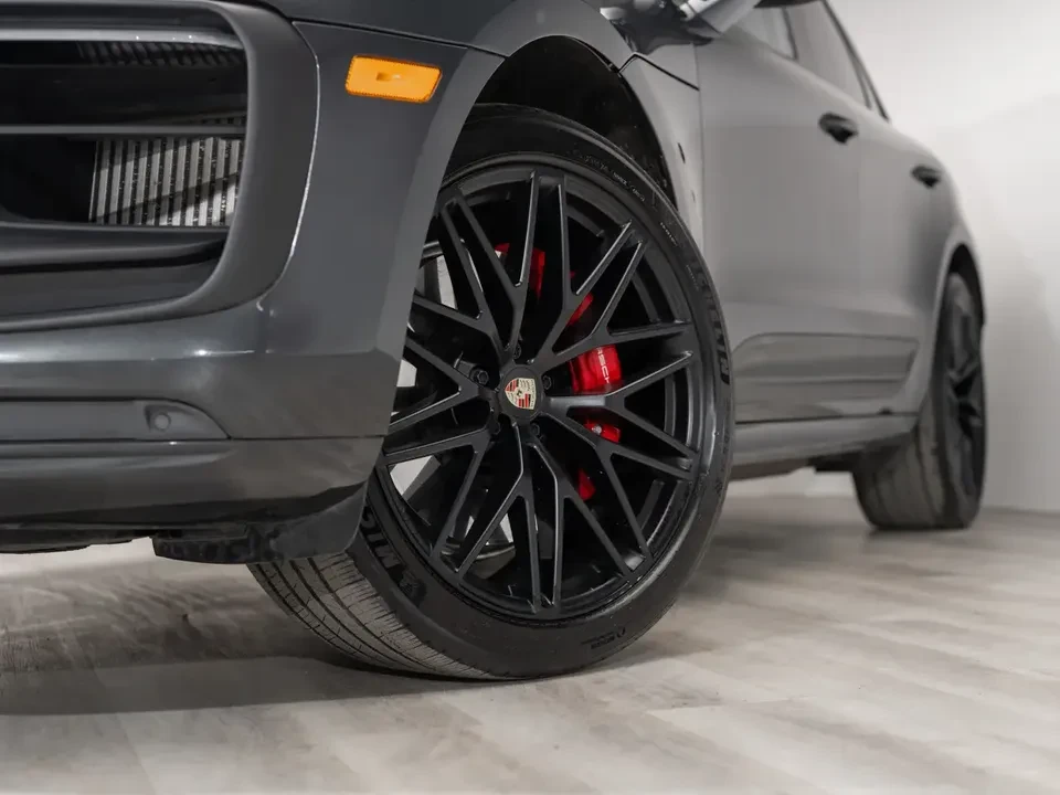 2024 Porsche Macan GTS - Image 8 of 20