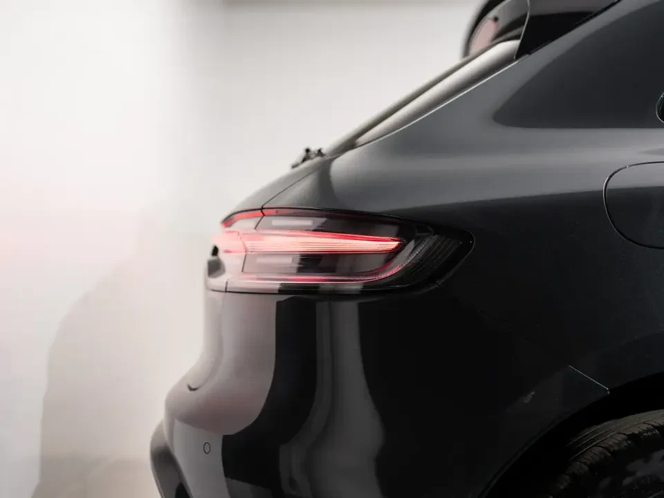 2024 Porsche Macan GTS - Image 13 of 20