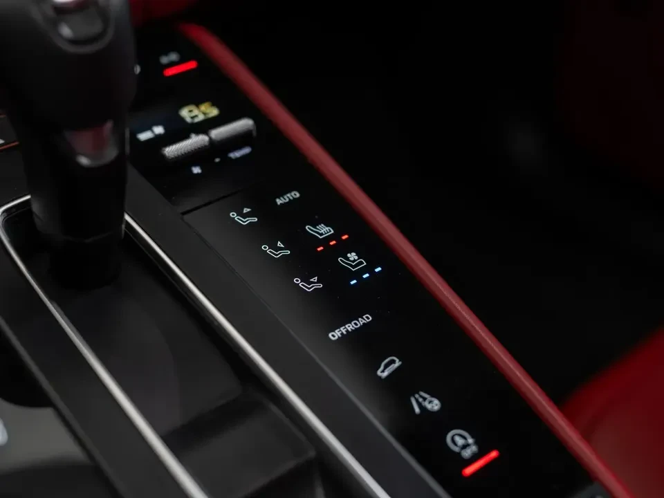 2024 Porsche Macan GTS - Image 20 of 20