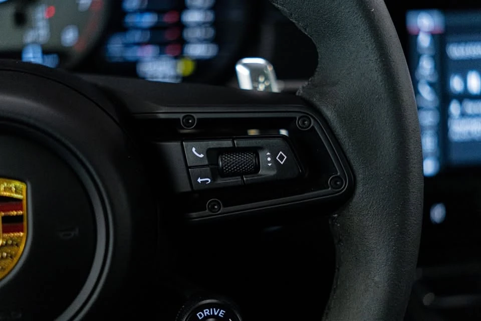 2024 Porsche Macan GTS - Image 13 of 20