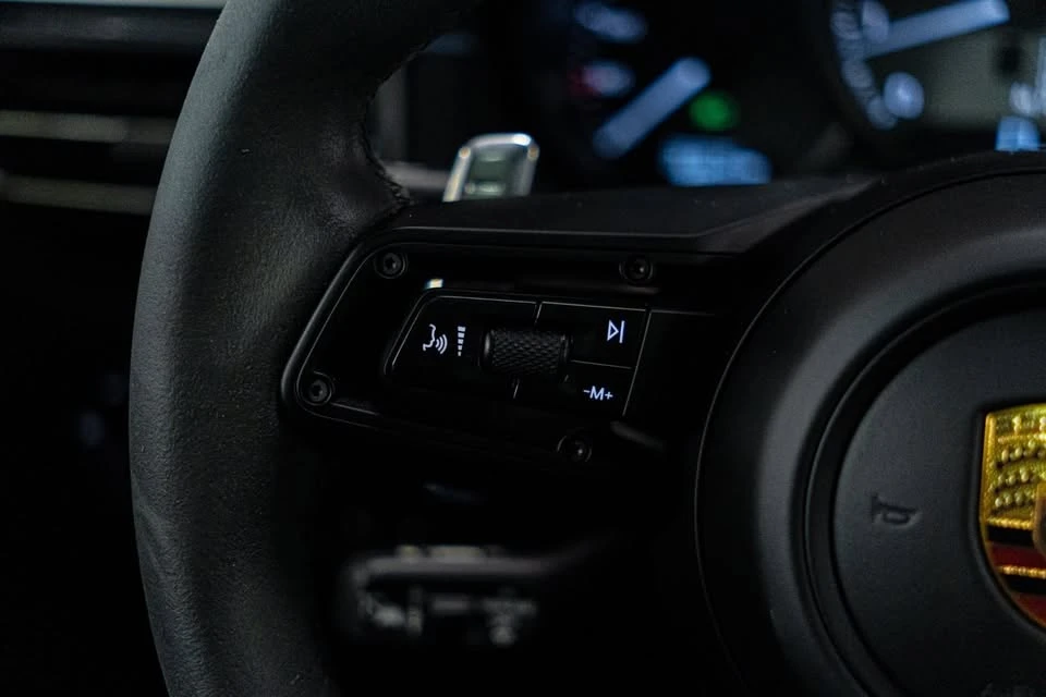 2024 Porsche Macan GTS - Image 12 of 20