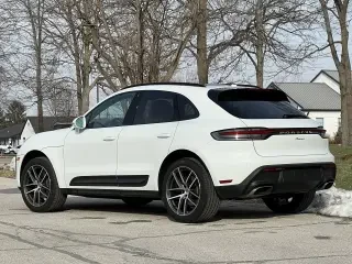 2024 Porsche Macan - Image 3 of 4