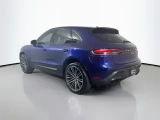 2024 Porsche Macan - Image 3 of 4