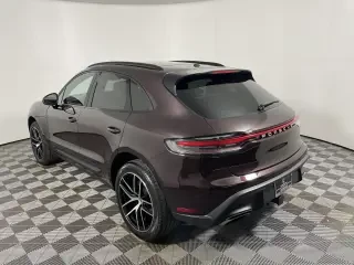 2024 Porsche Macan - Image 3 of 4