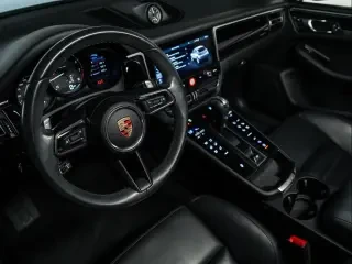 2024 Porsche Macan - Image 4 of 4