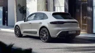 2024 Porsche Macan - Image 3 of 4