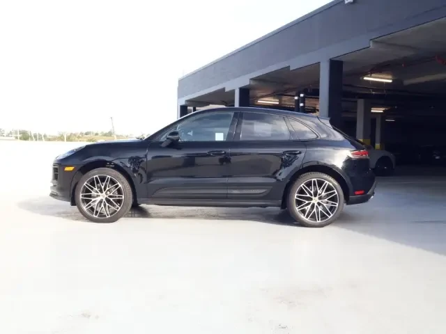 2024 Porsche Macan - Image 2 of 9