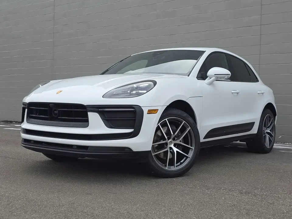 2024 Porsche Macan - Image 5 of 9