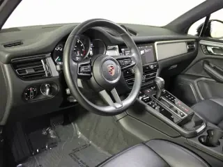 2024 Porsche Macan - Image 4 of 4