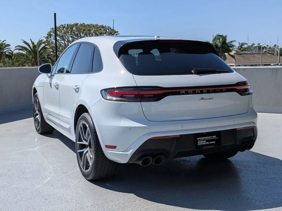 2024 Porsche Macan - Image 3 of 11