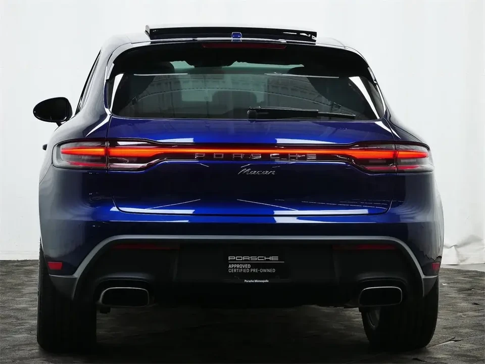 2024 Porsche Macan - Image 5 of 6
