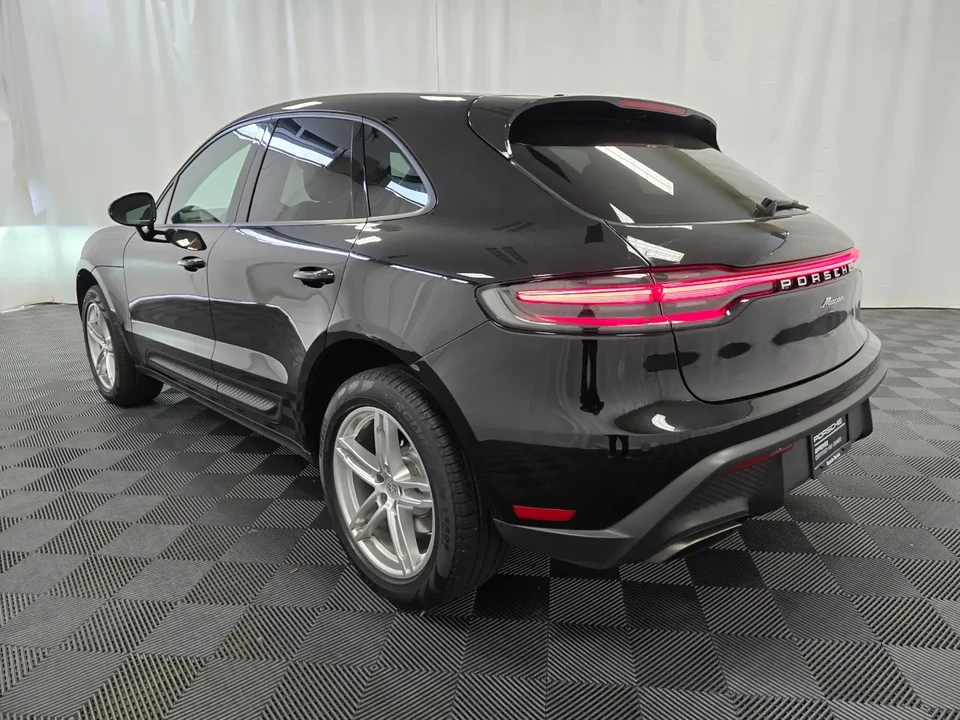 2024 Porsche Macan - Image 3 of 13