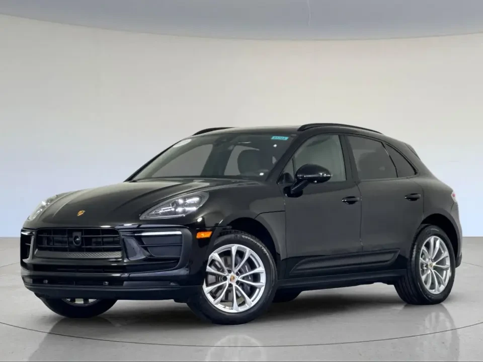 2024 Porsche Macan - Image 13 of 13