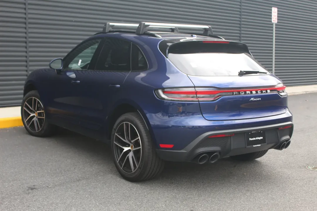 2024 Porsche Macan - Image 3 of 8