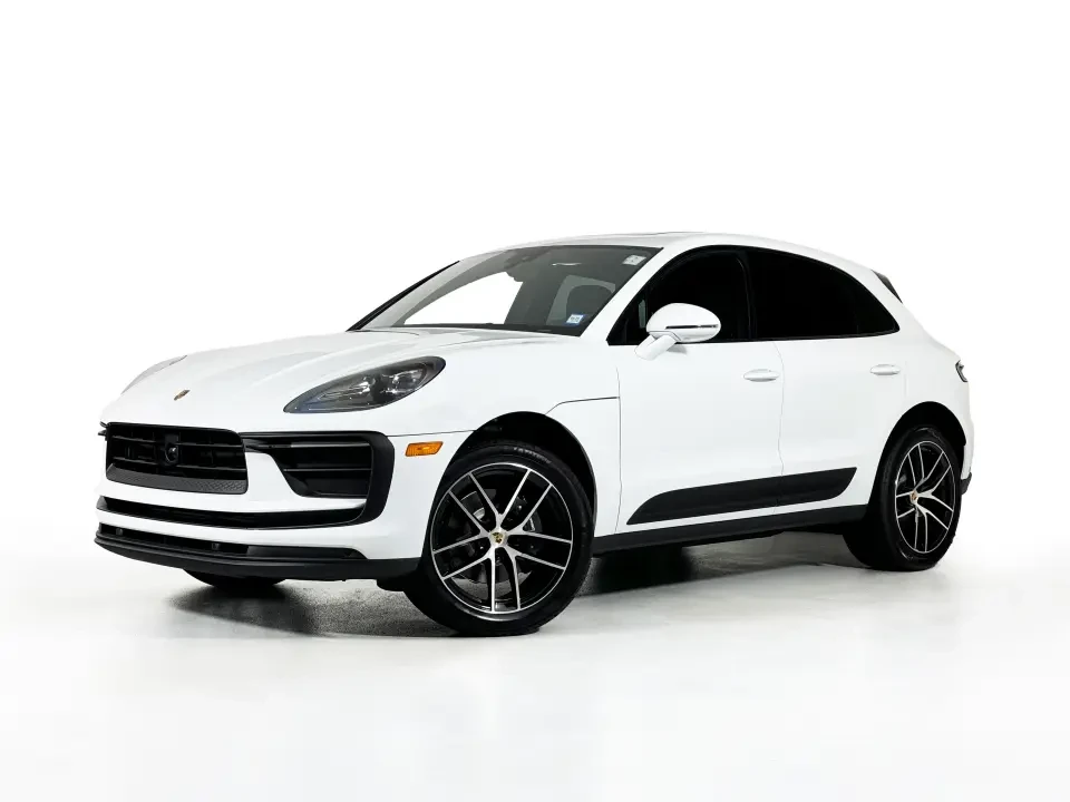 2024 Porsche Macan - Image 13 of 13