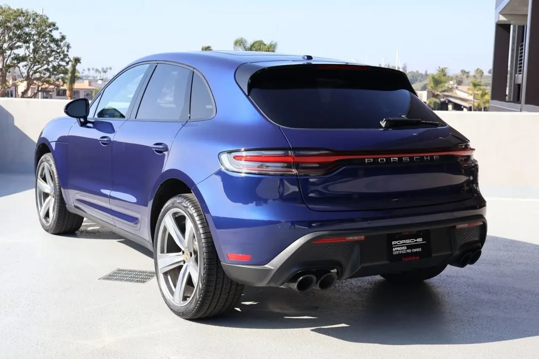2024 Porsche Macan - Image 3 of 6