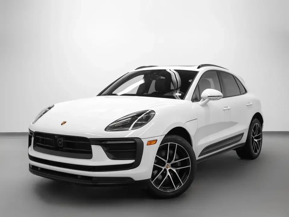 2024 Porsche Macan - Image 10 of 13