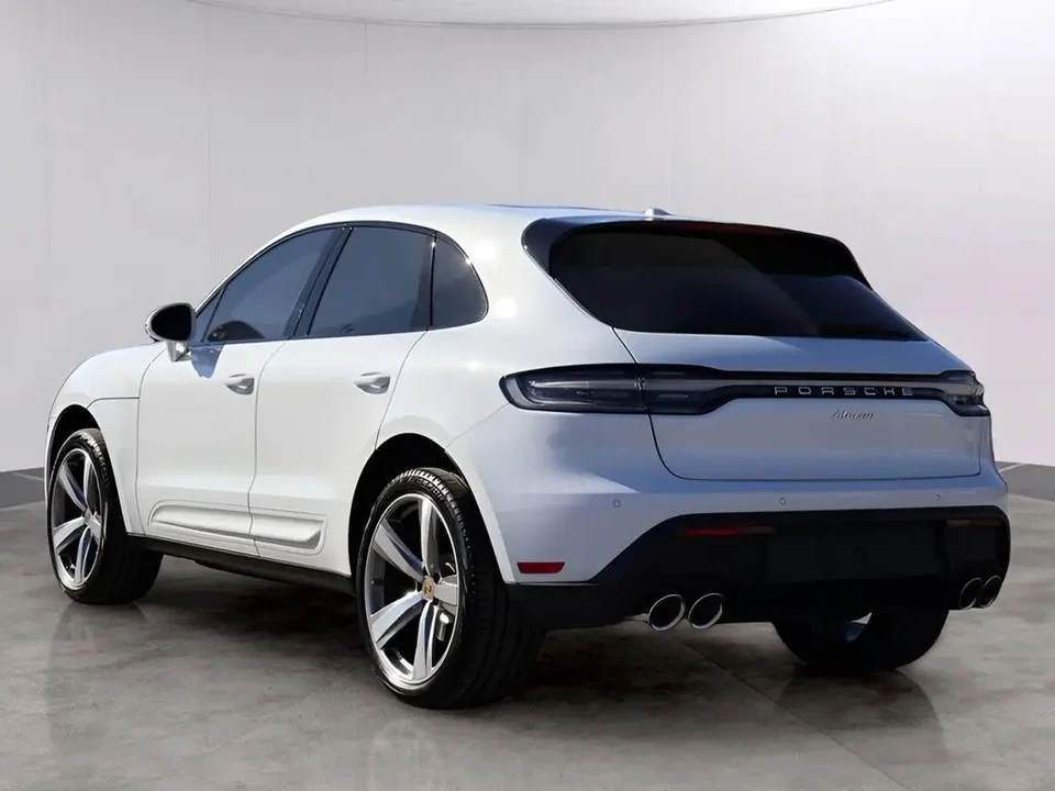 2024 Porsche Macan - Image 3 of 6