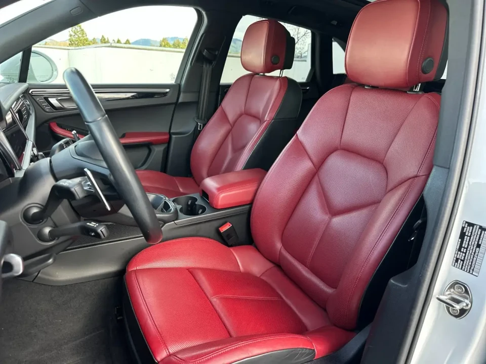 2024 Porsche Macan - Image 5 of 16
