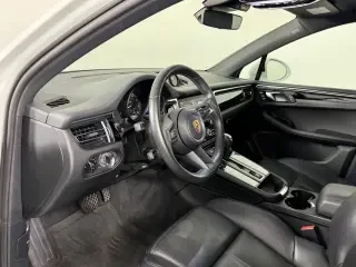 2024 Porsche Macan - Image 4 of 4