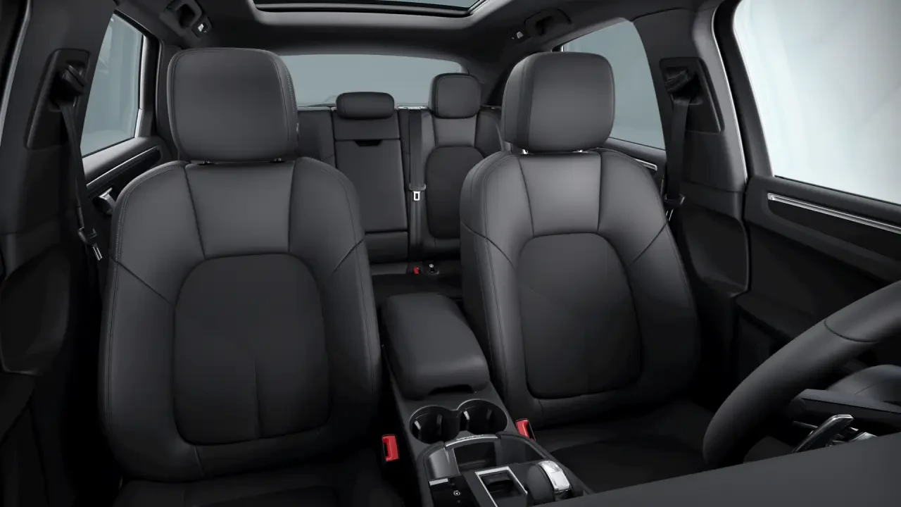 2024 Porsche Macan - Image 5 of 13