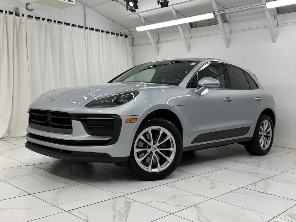 2024 Porsche Macan - Image 13 of 13