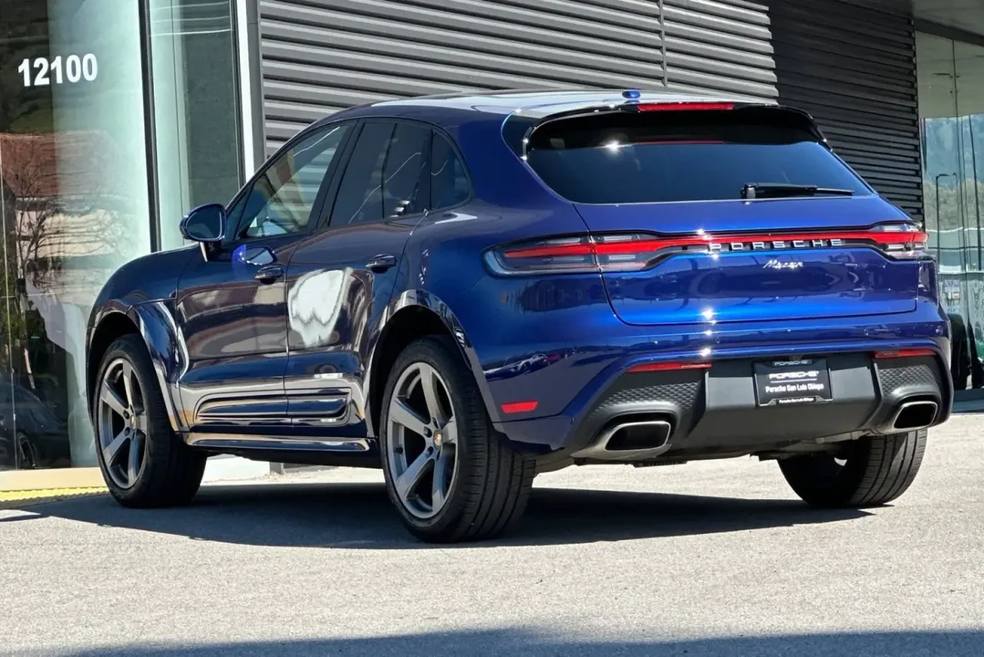 2024 Porsche Macan - Image 3 of 13